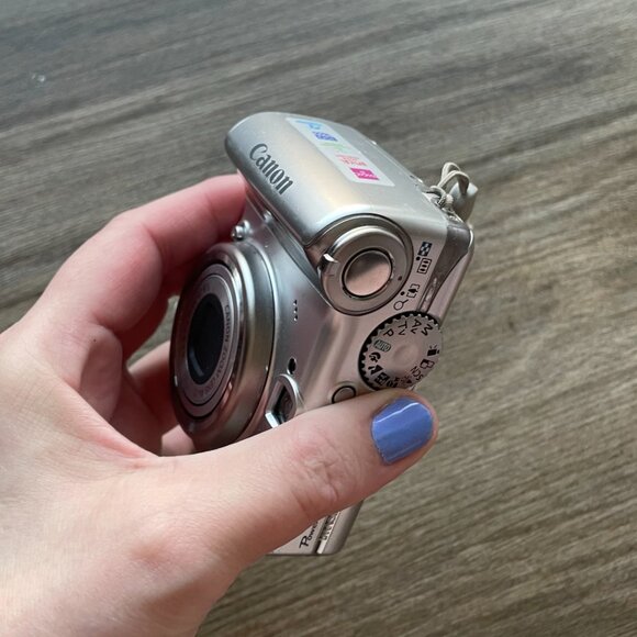 Canon PowerShot A570 IS Ai AF Digital Camera $30 - Picture 7 of 13